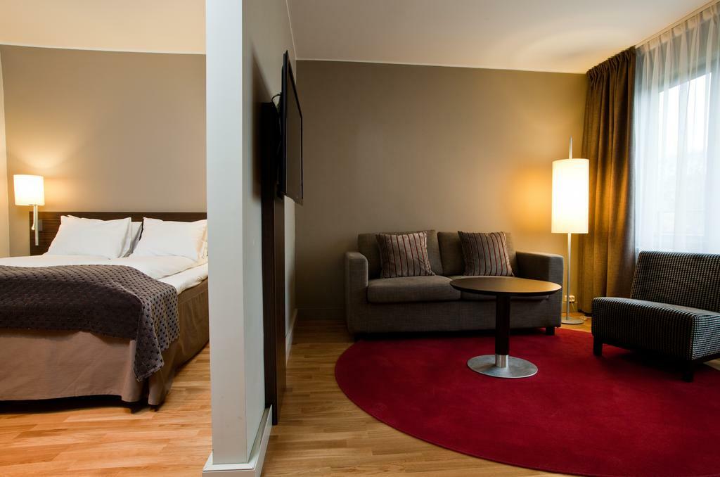Thon Hotel Slottsparken Oslo Exterior photo